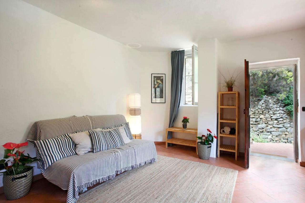 Fiesse Cottage Манарола Екстериор снимка
