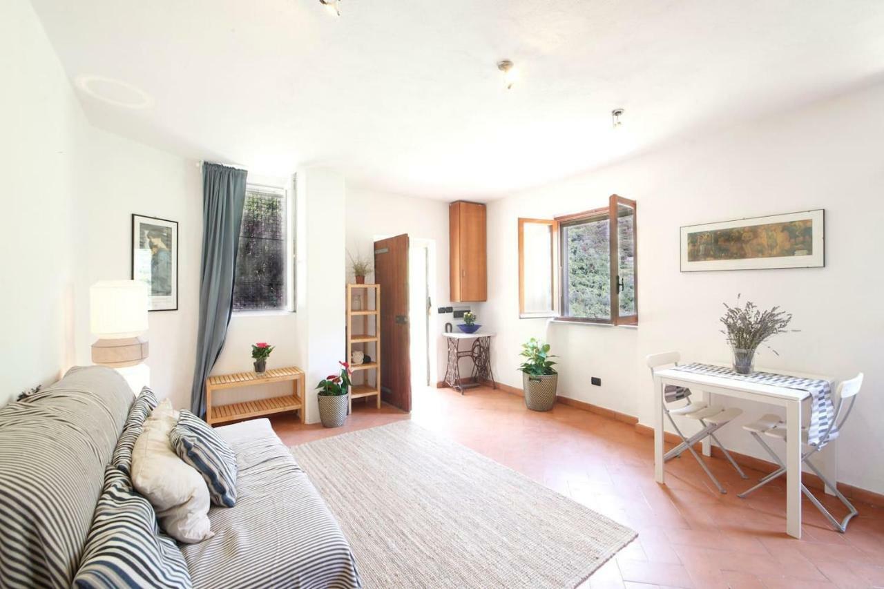 Fiesse Cottage Манарола Екстериор снимка